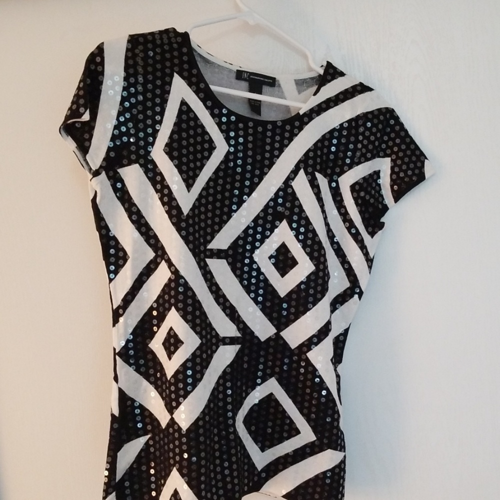 Women's INC Geometric Design Black & White Top
